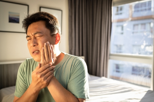Common Signs and Symptoms of Wisdom Tooth